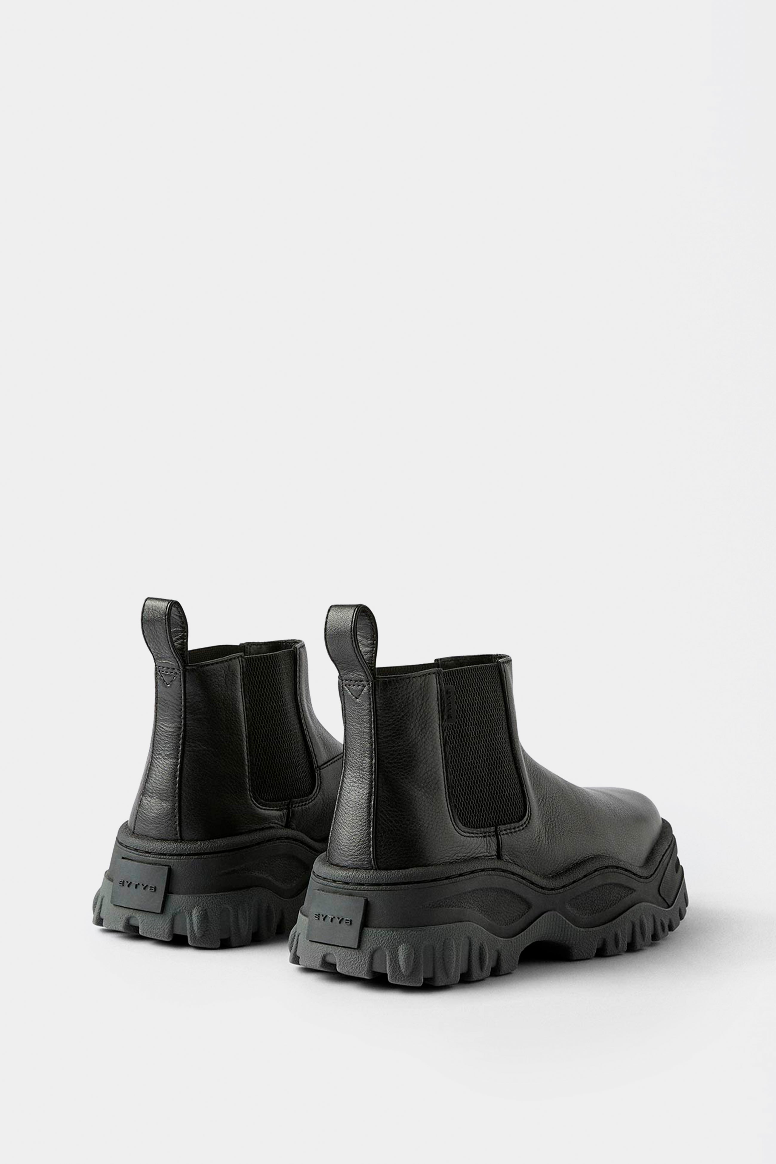 Tempest Leather Black