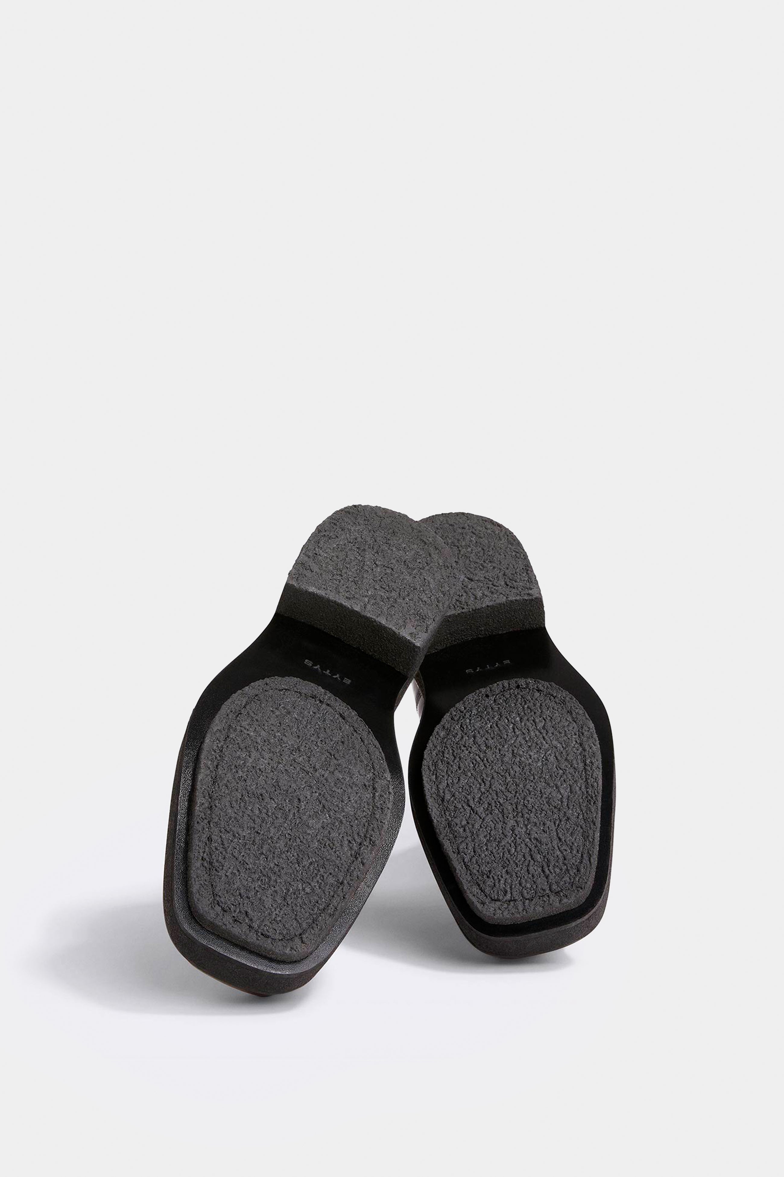 Ortega II Leather Amber