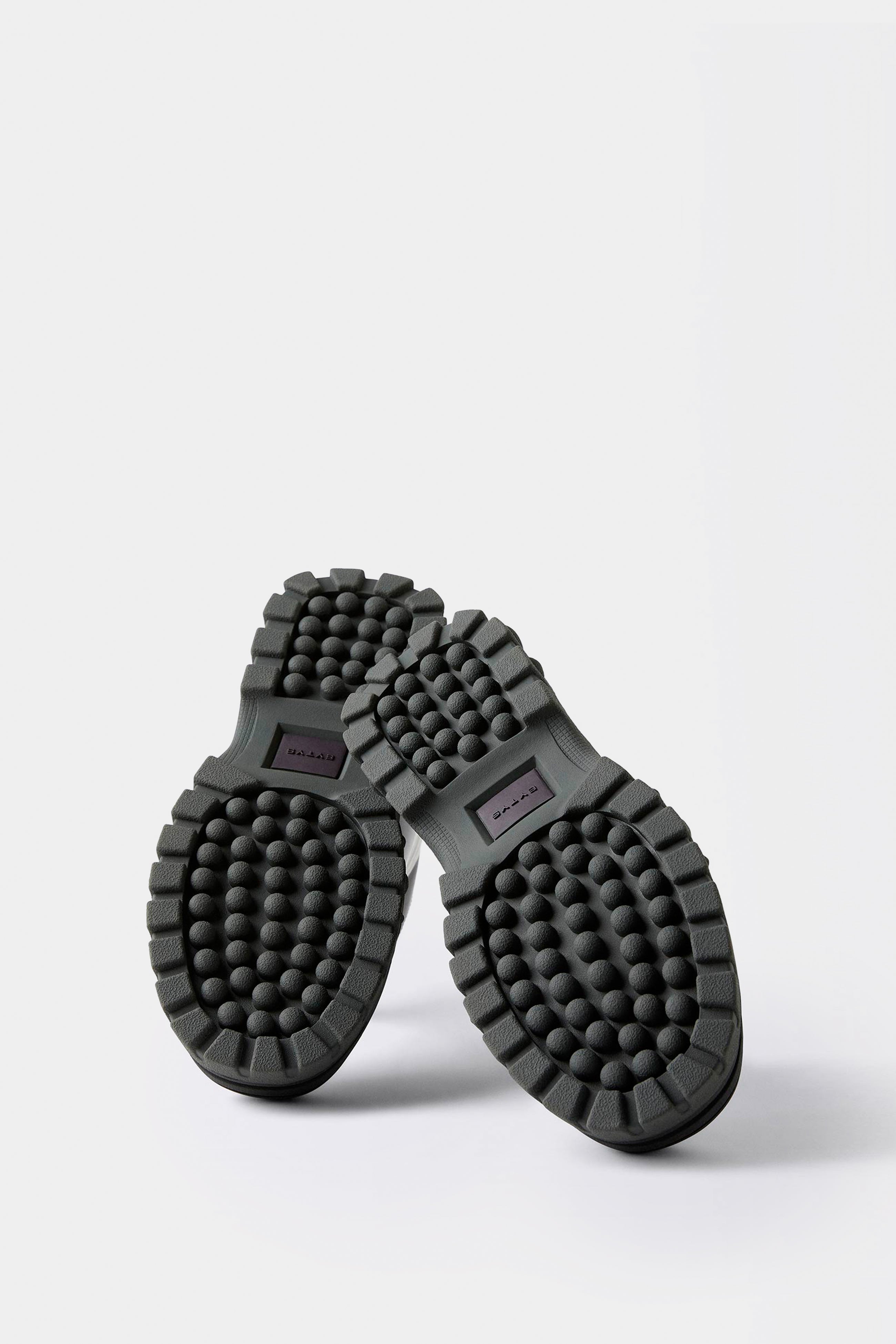 Raven II Leather Black