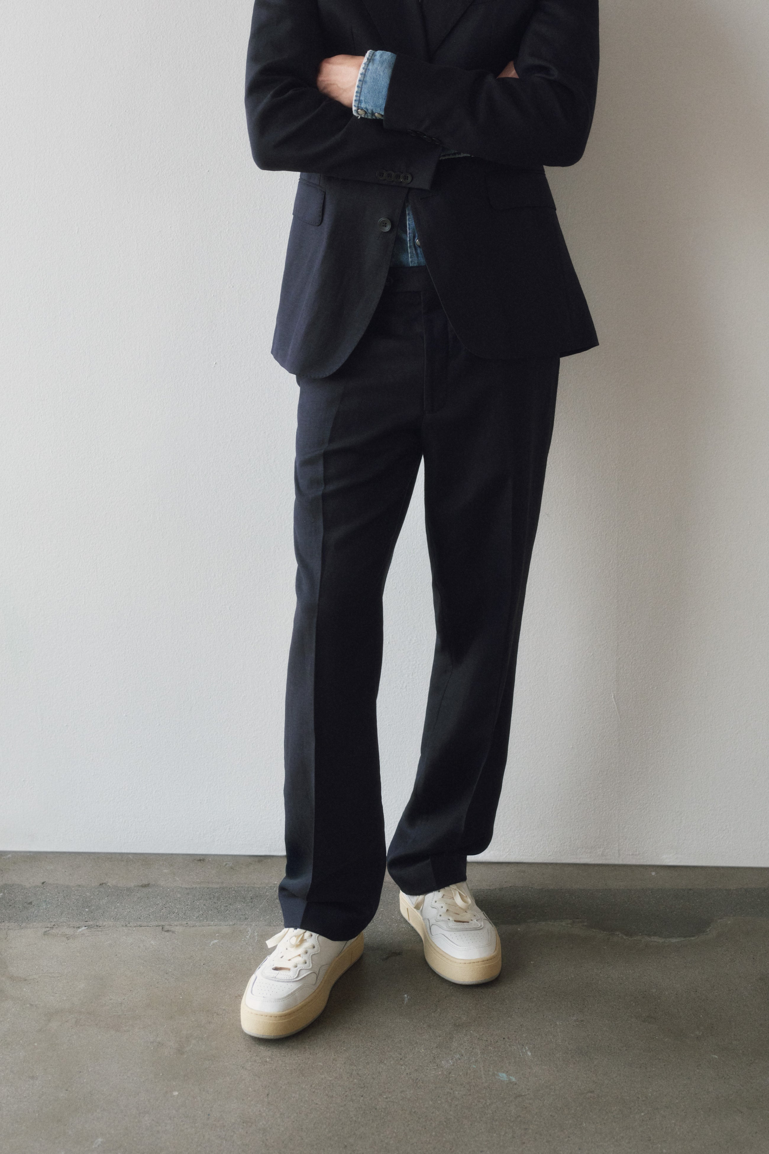 TROPHY White Leather