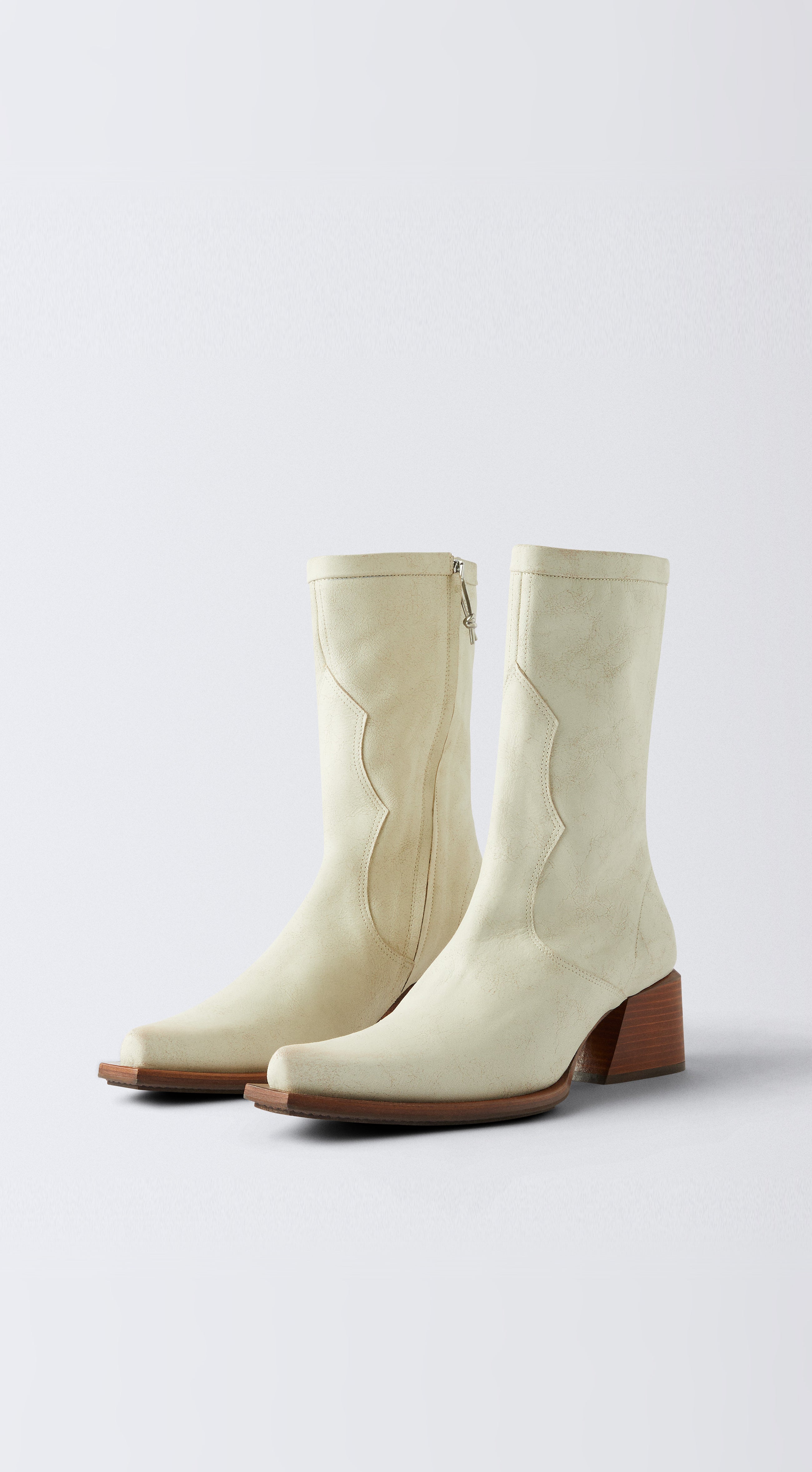 Rari Leather Vtg Cream