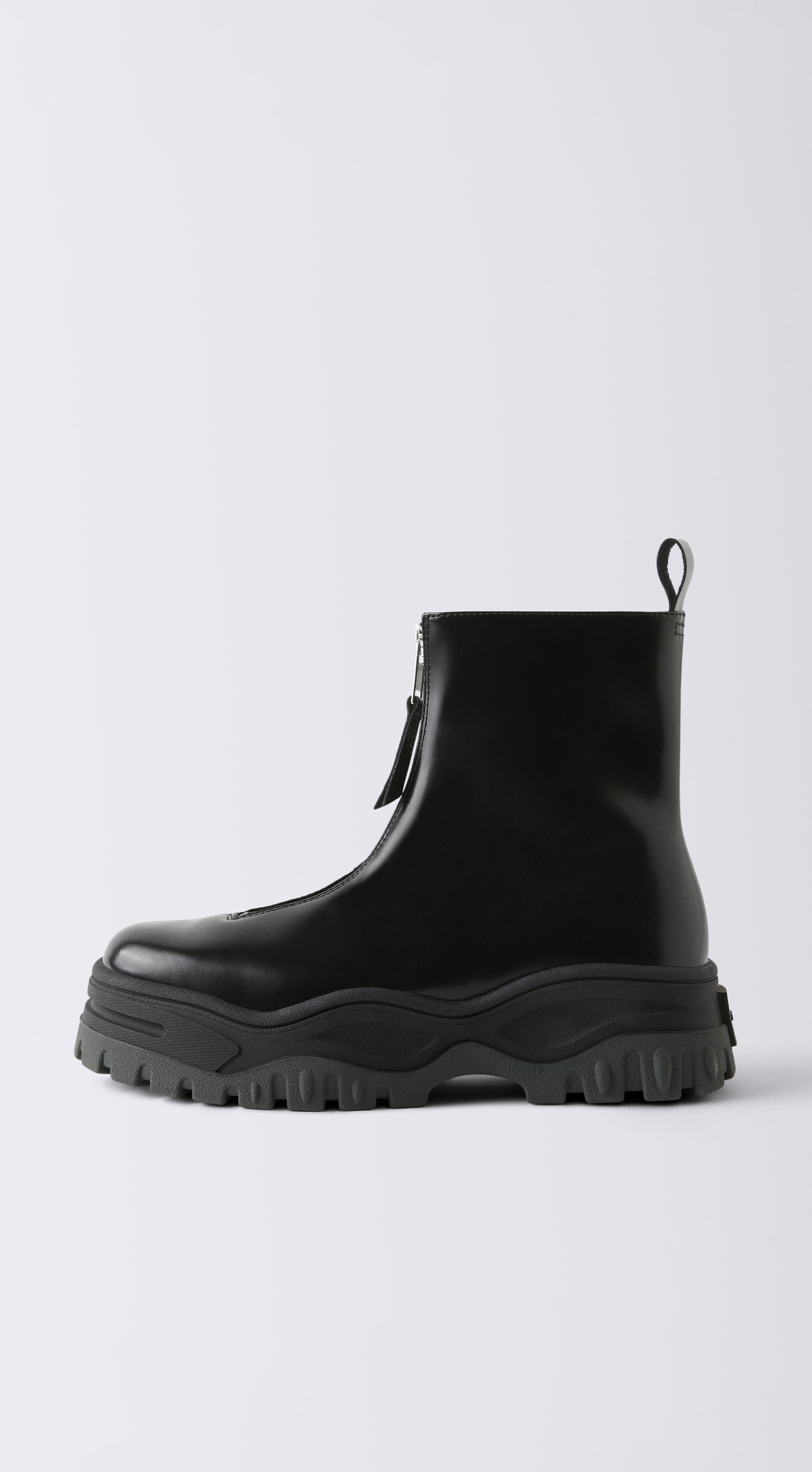 Raven II Leather Black