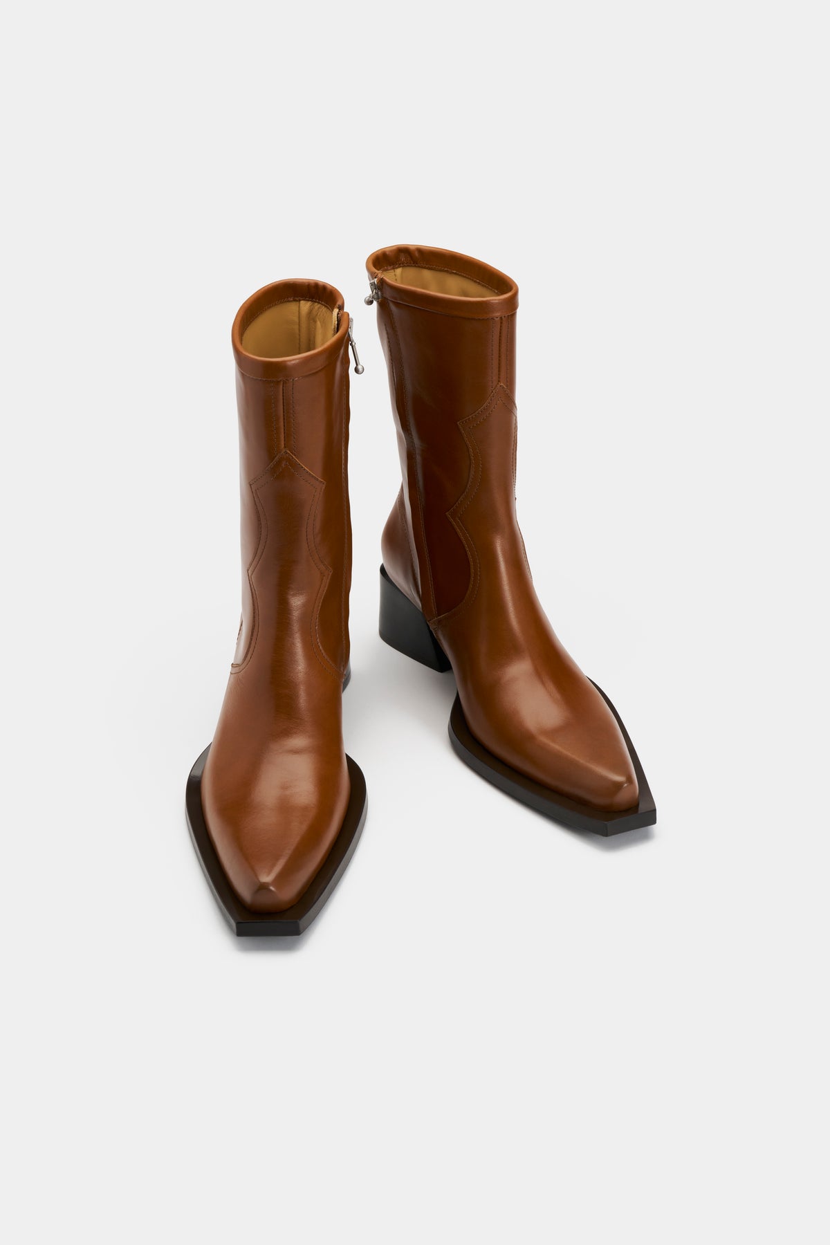 Rari Saddle Leather