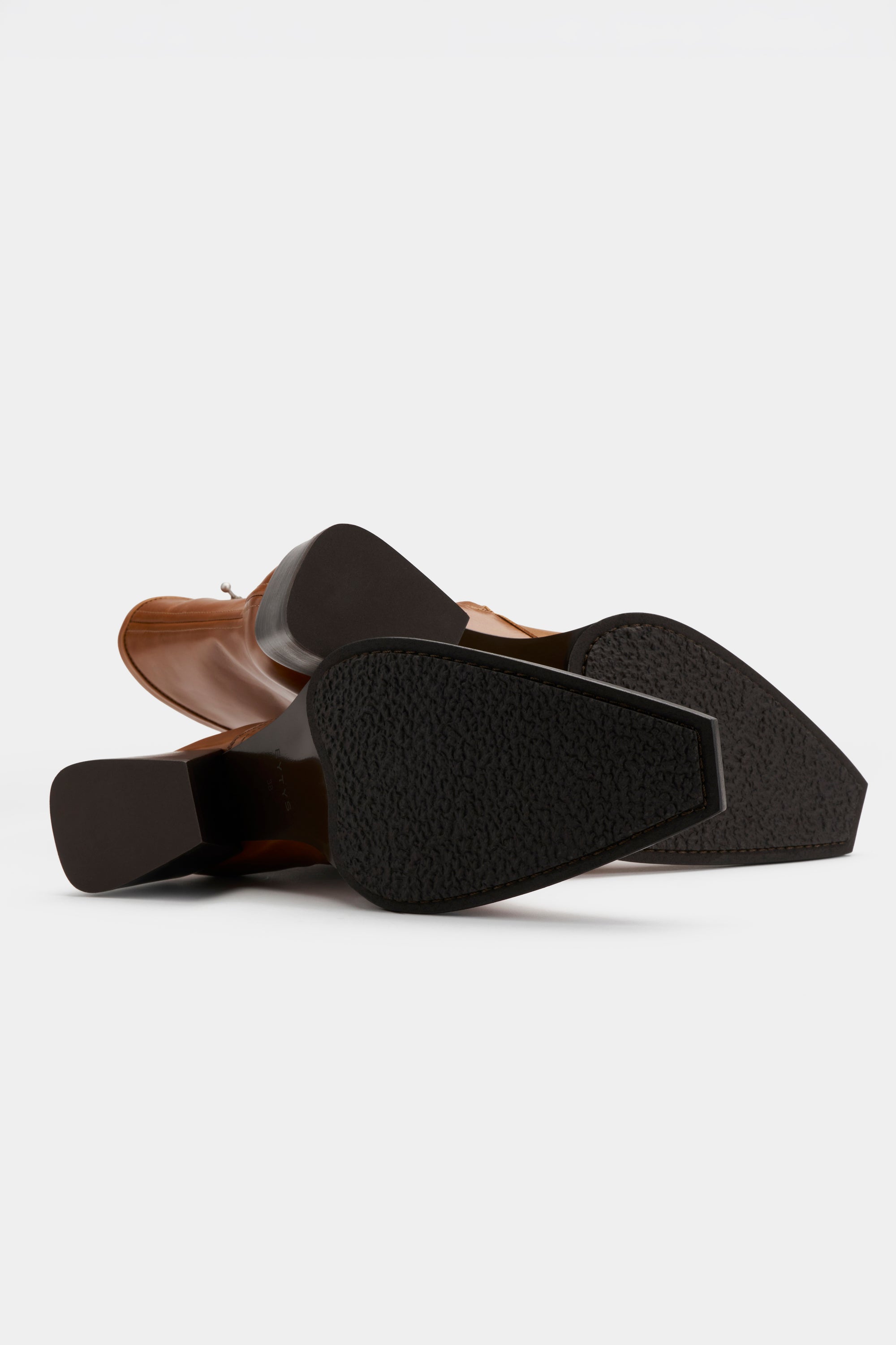 Rari Saddle Leather