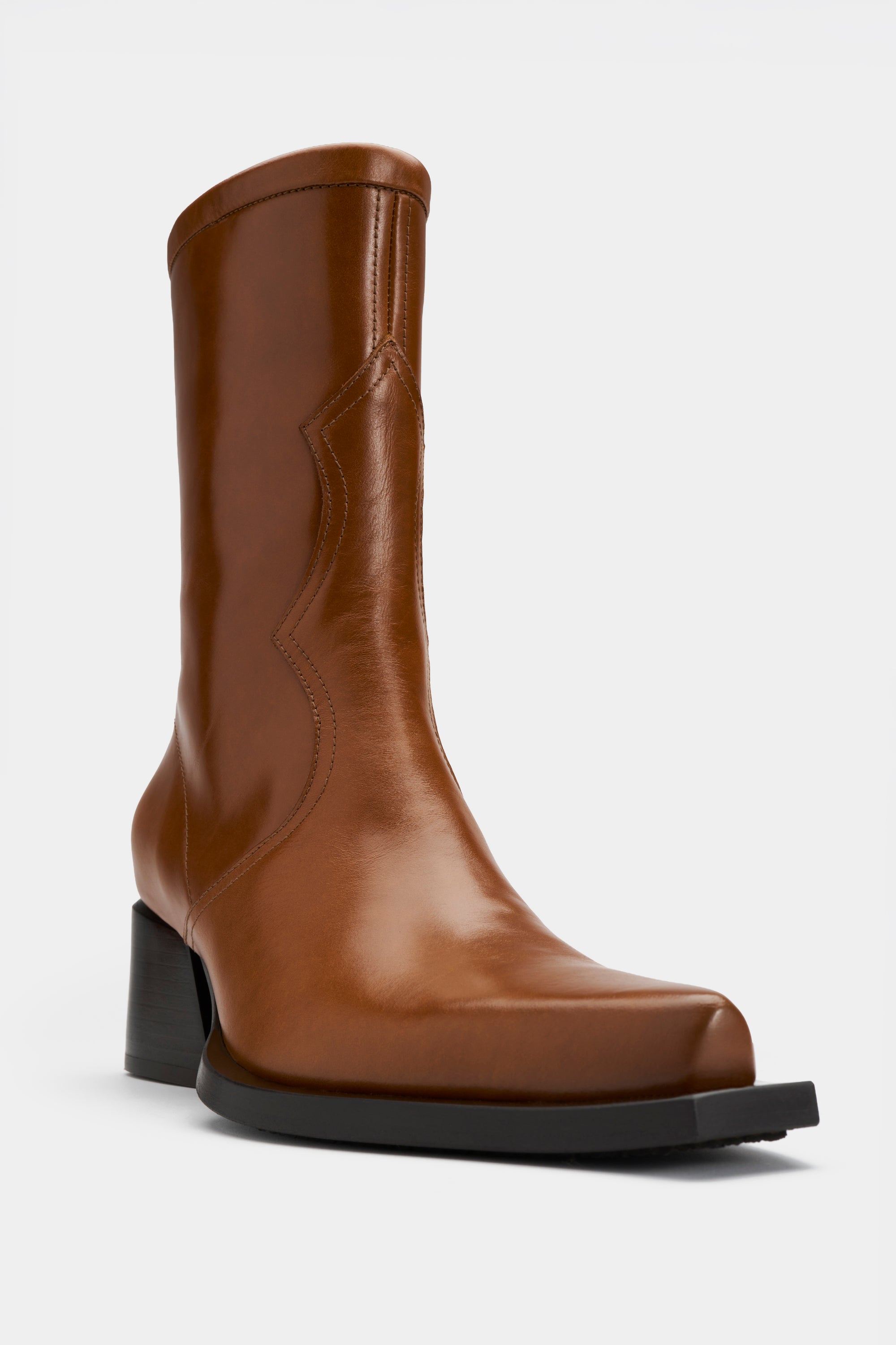 Rari Saddle Leather