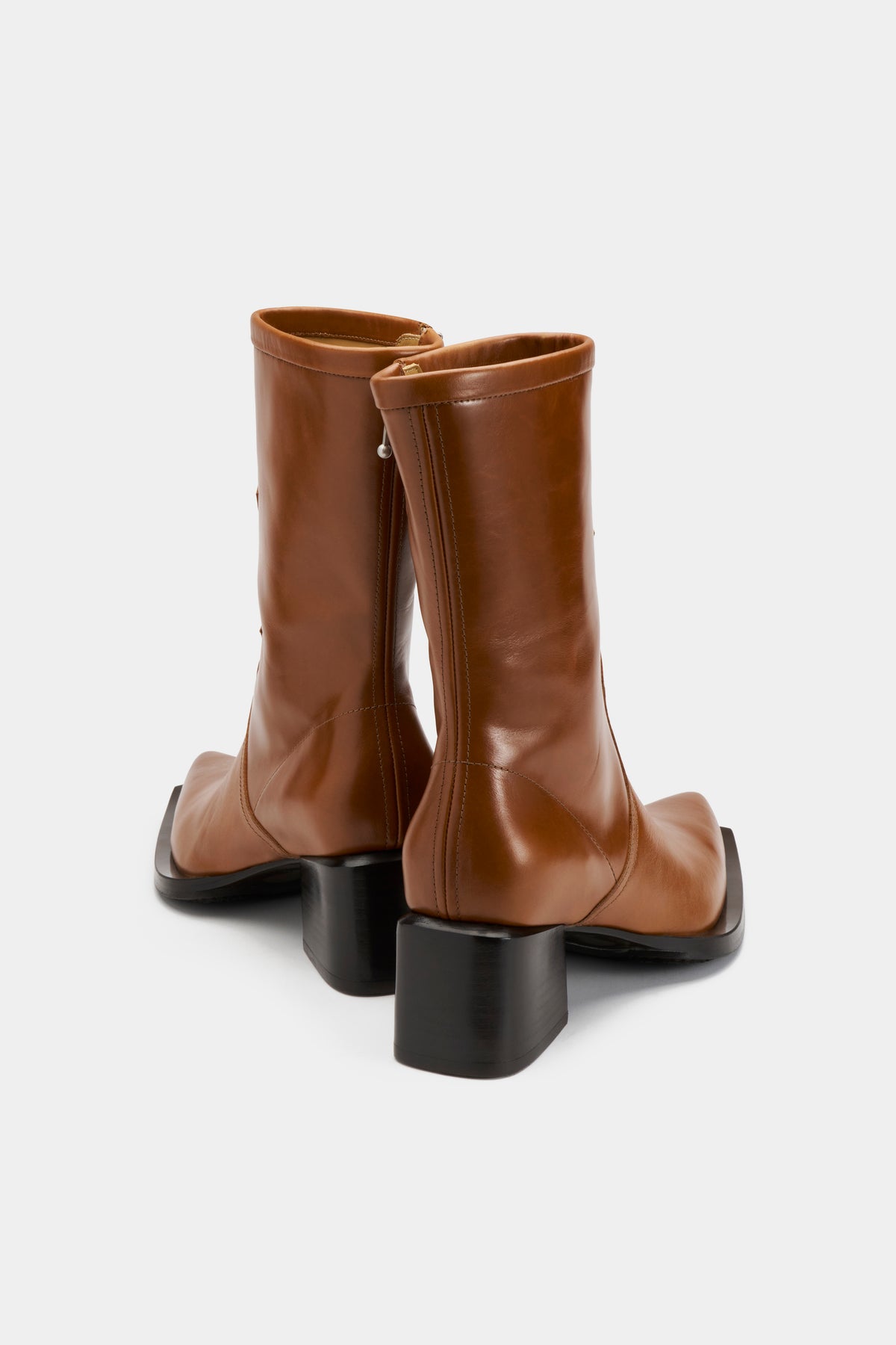 Rari Saddle Leather