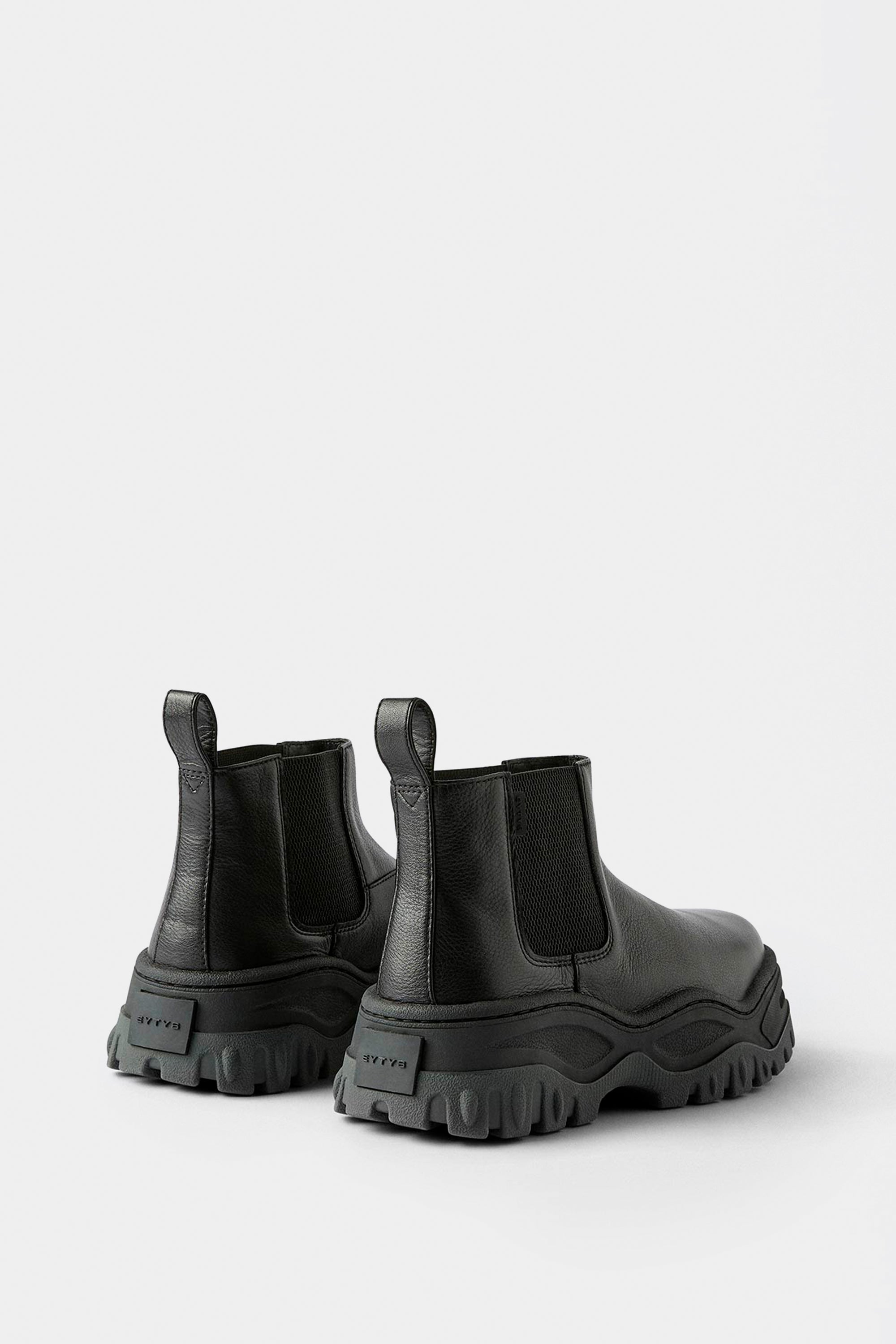 Tempest Leather Black