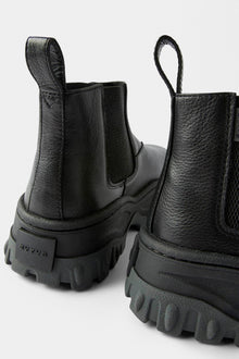 Tempest Leather Black