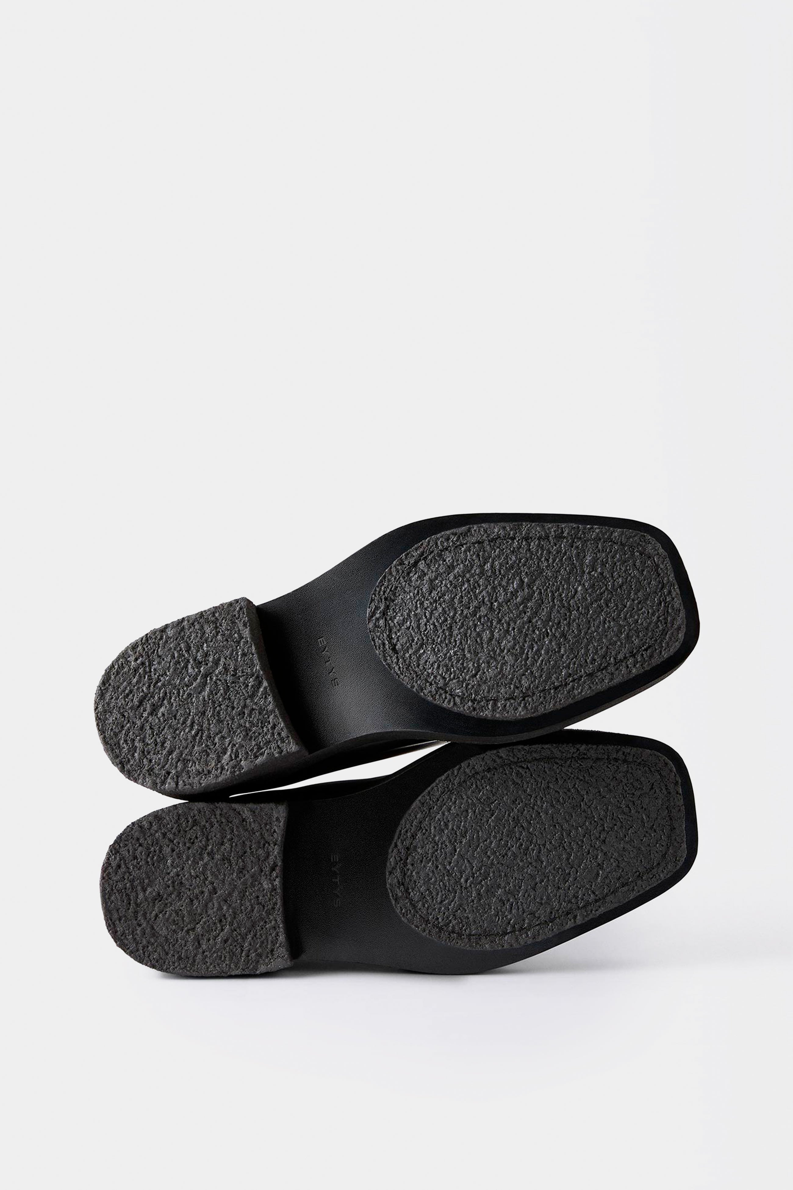 Ortega II Leather Black