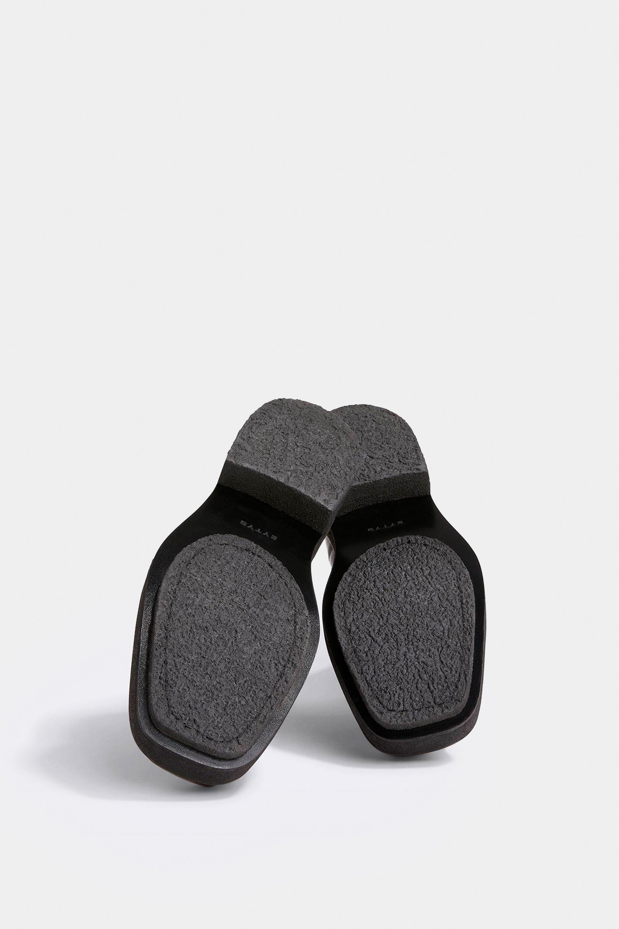 Ortega II Leather Amber