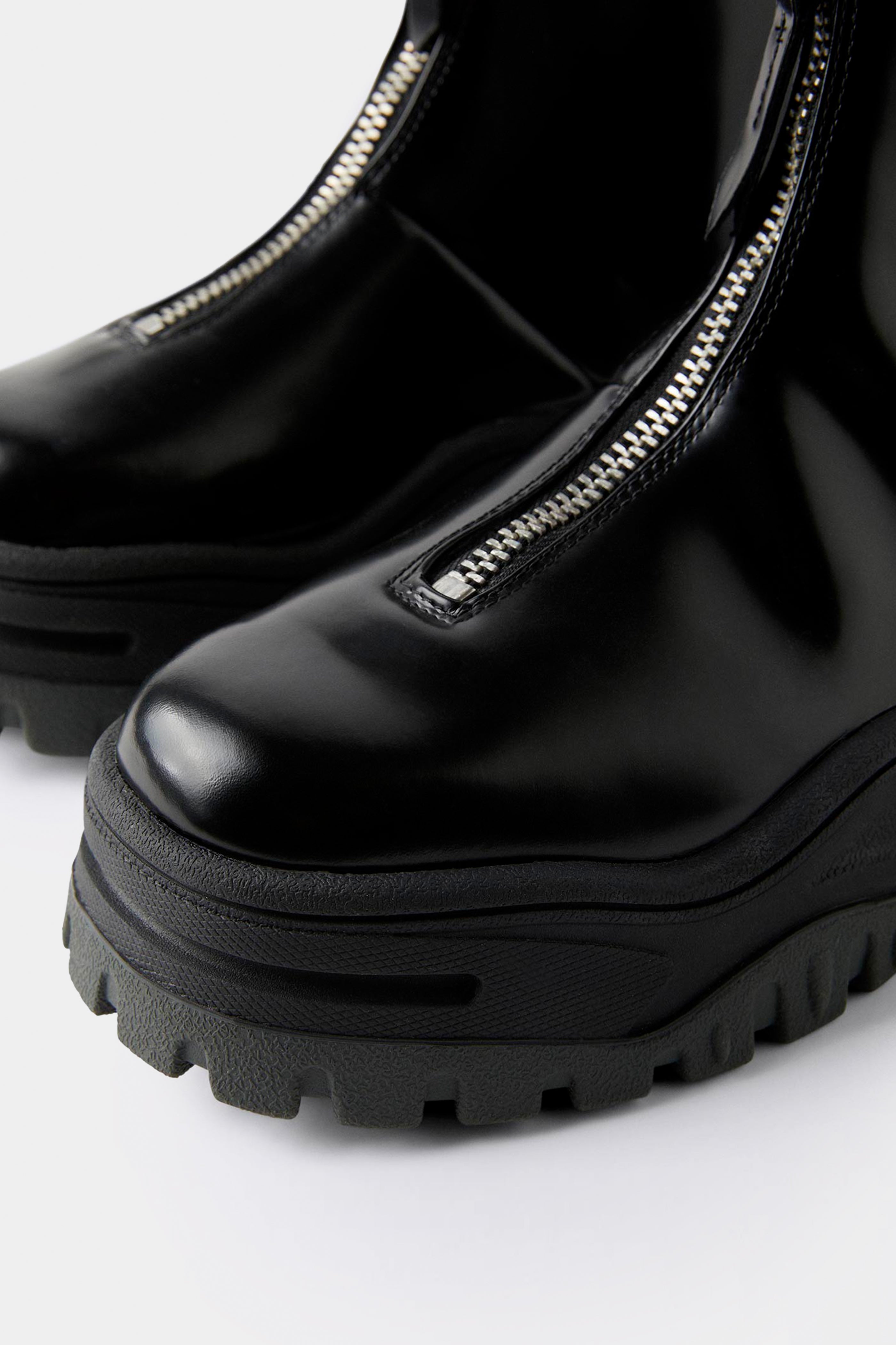 EYTYS Raven II Black Boots