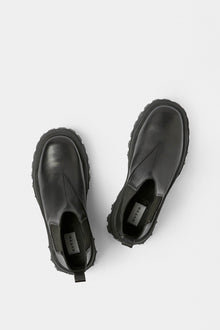 Tempest Leather Black