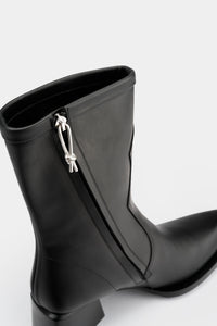 Rari Black Leather