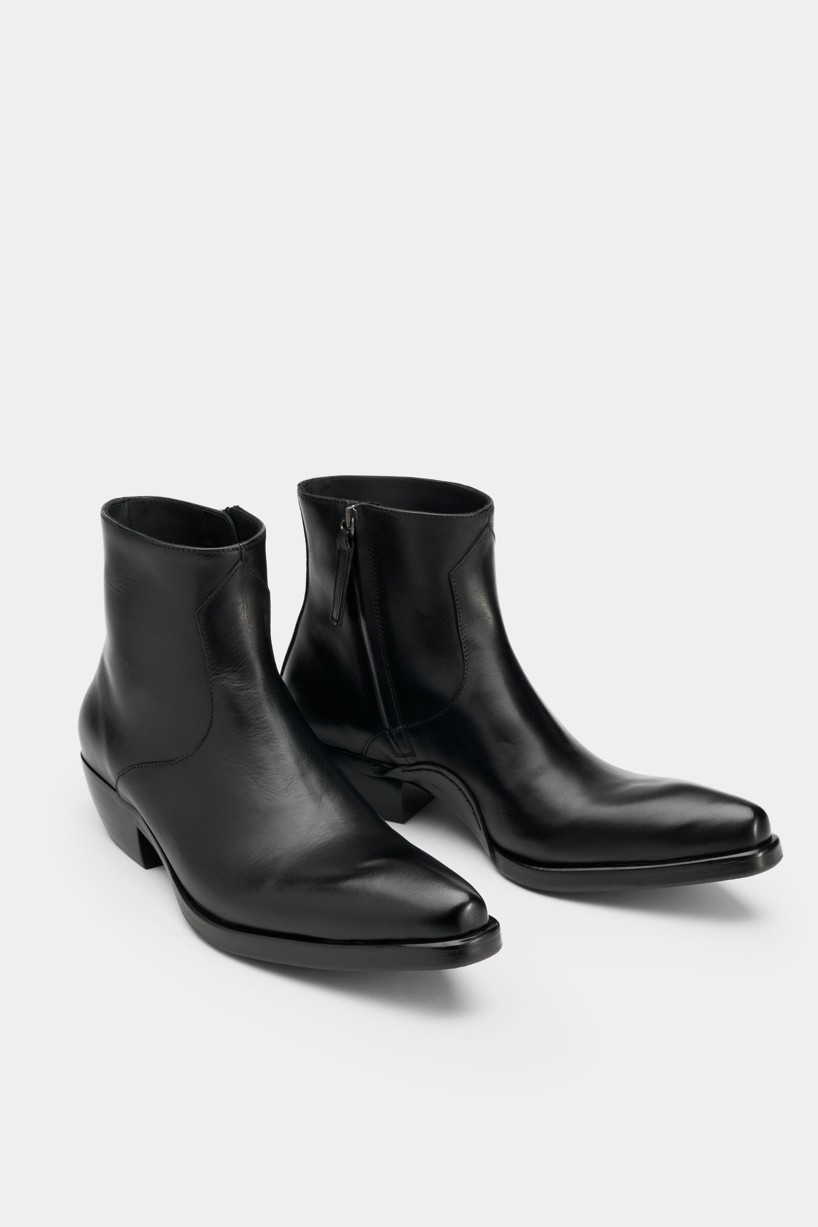 Tesoro Black Leather