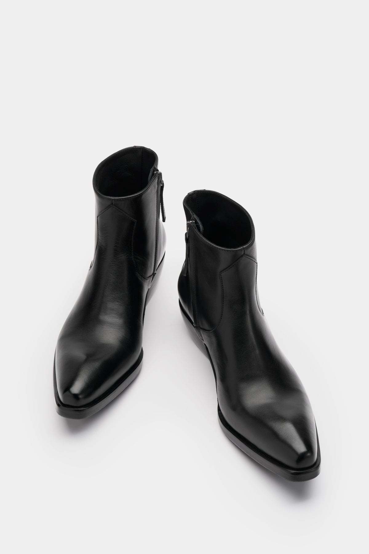 Tesoro Black Leather