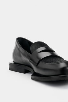 SAVANT Black Calf-hair Leather