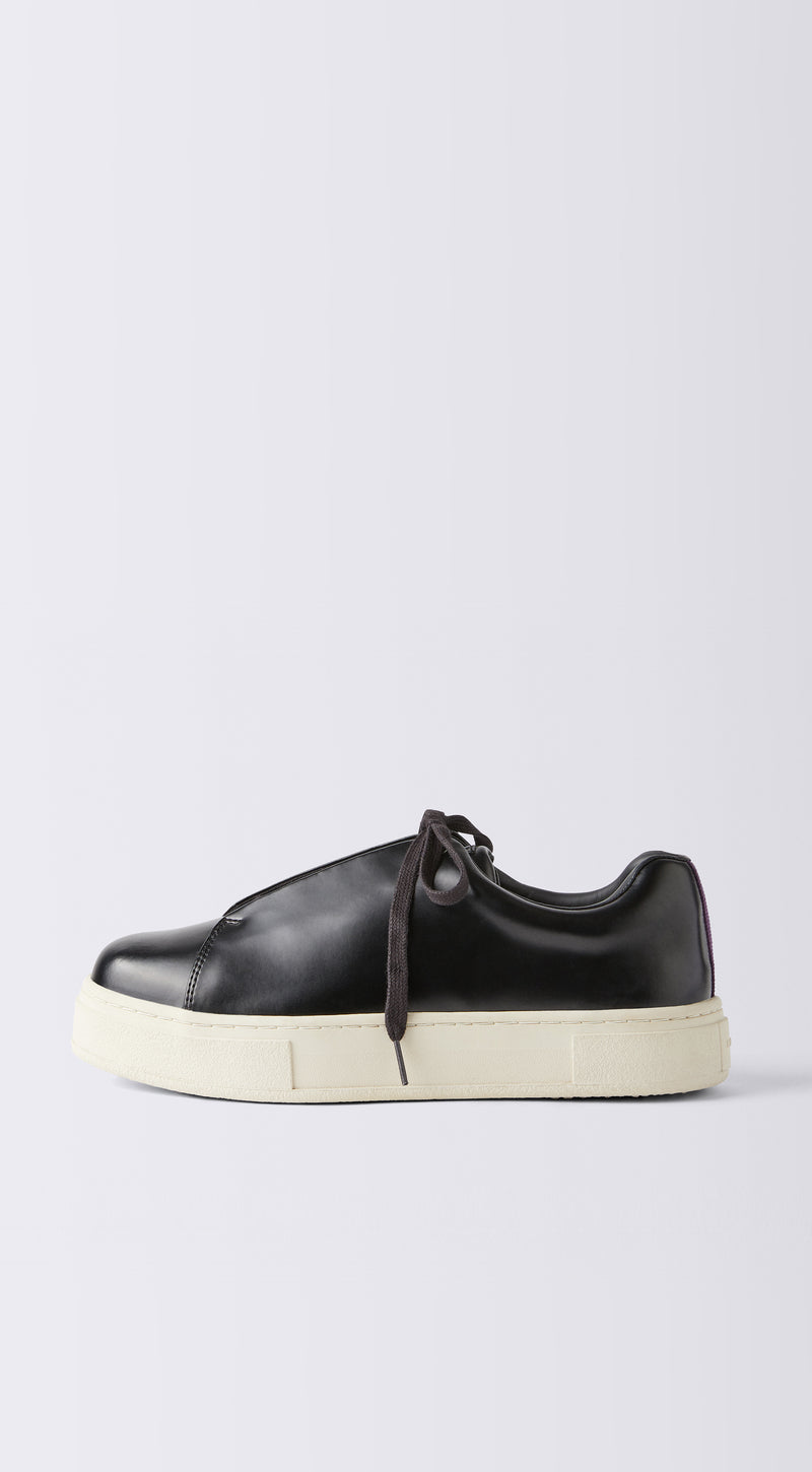 Doja Leather Black