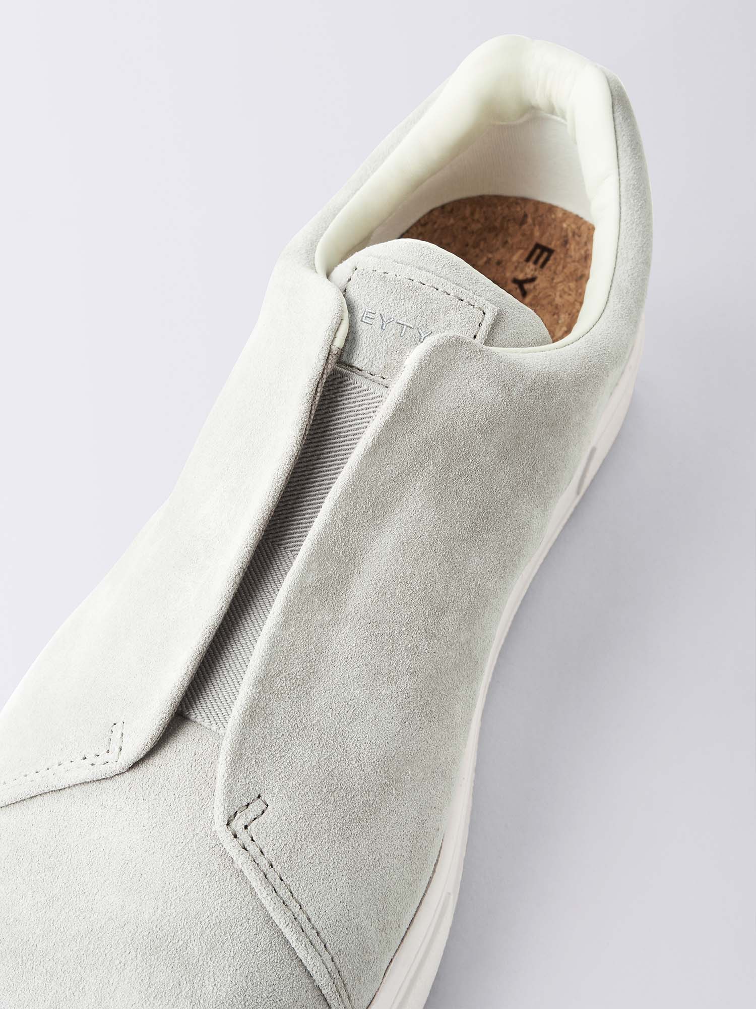 Doja S-O Suede cement