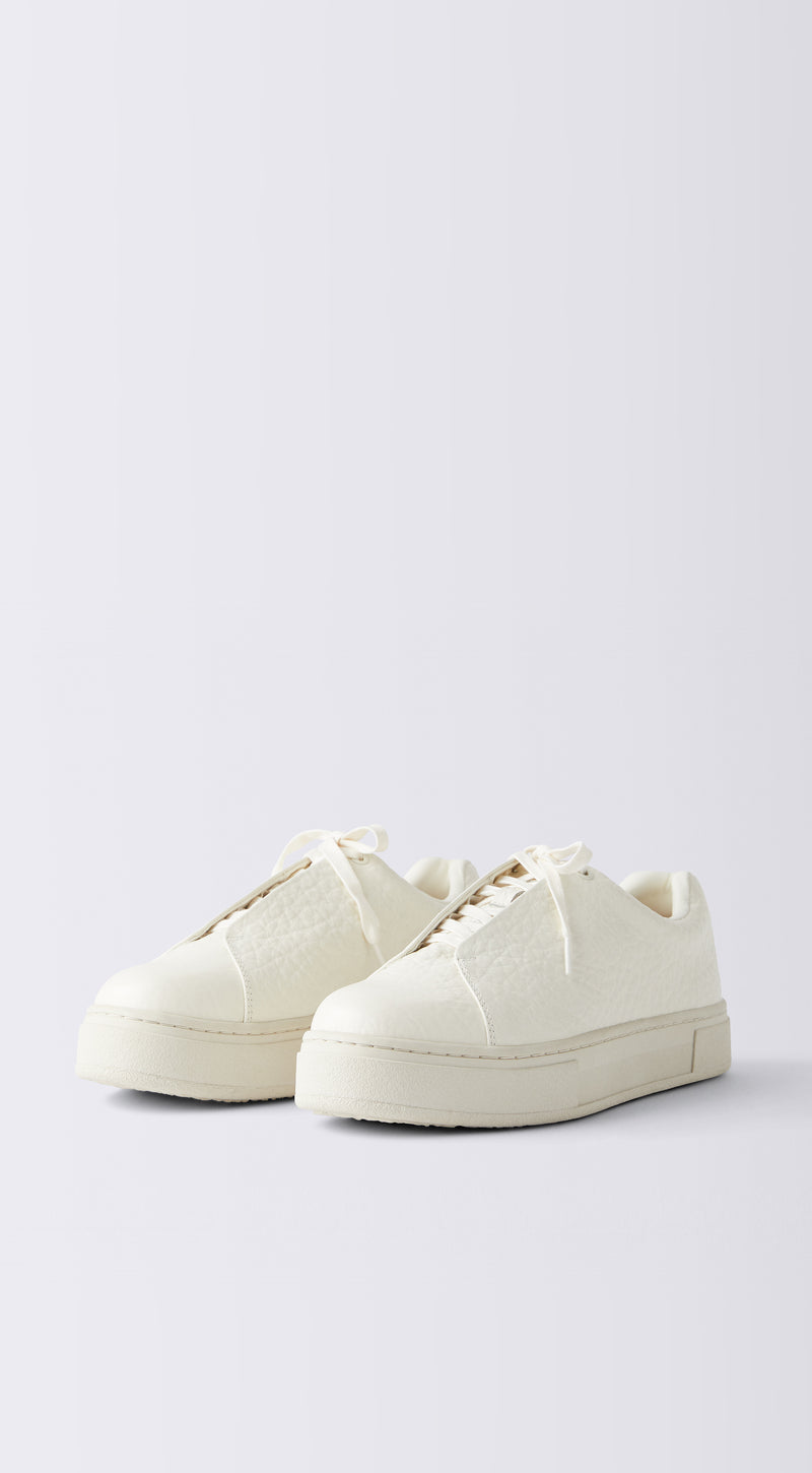 Doja Tumbled White