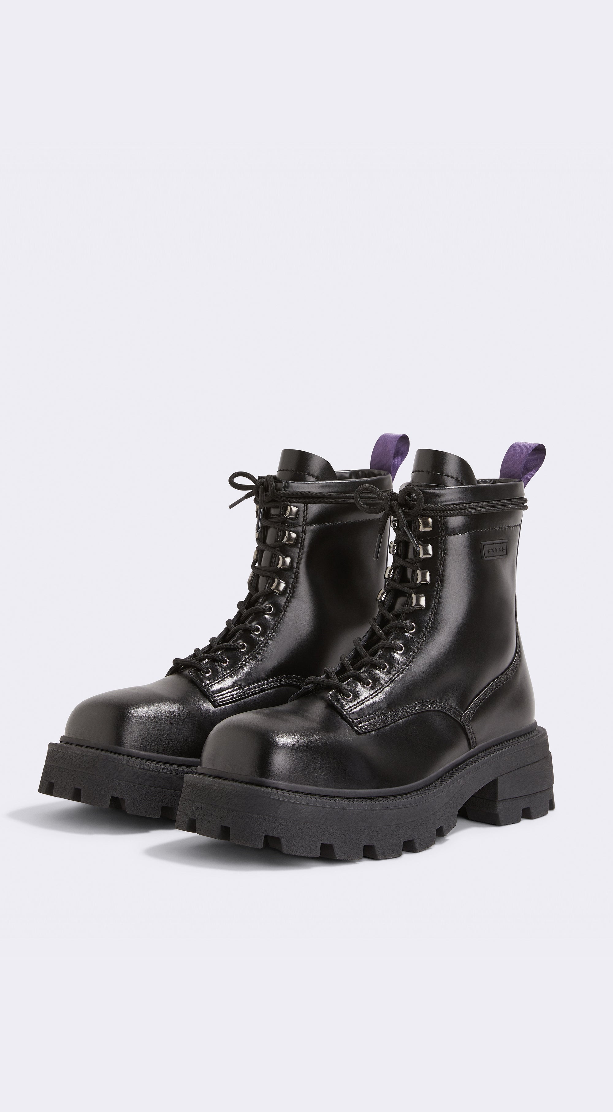 Michigan Leather Black