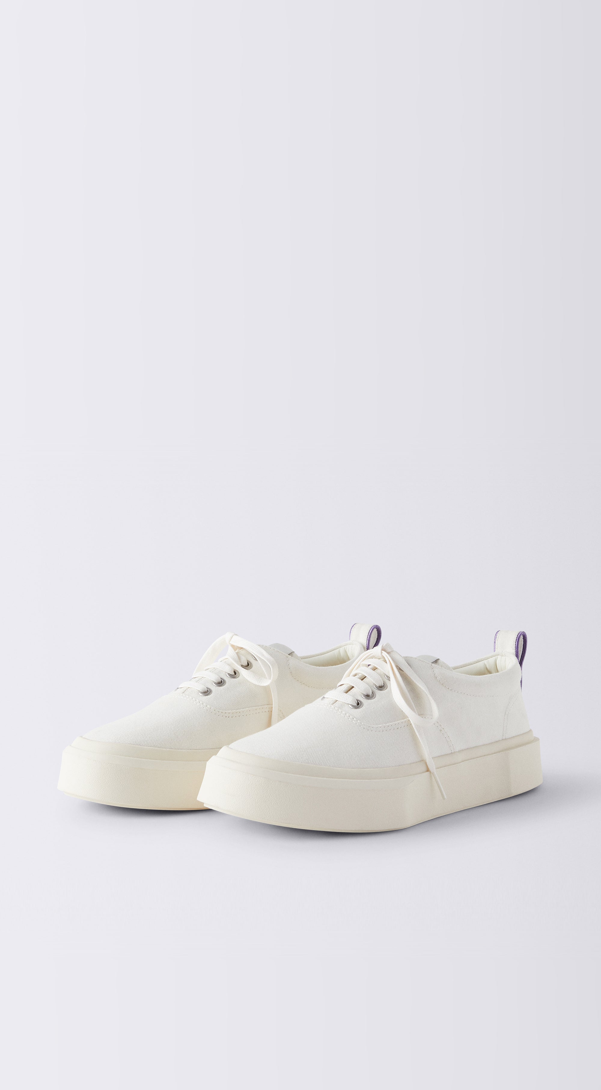 Mother II Canvas White