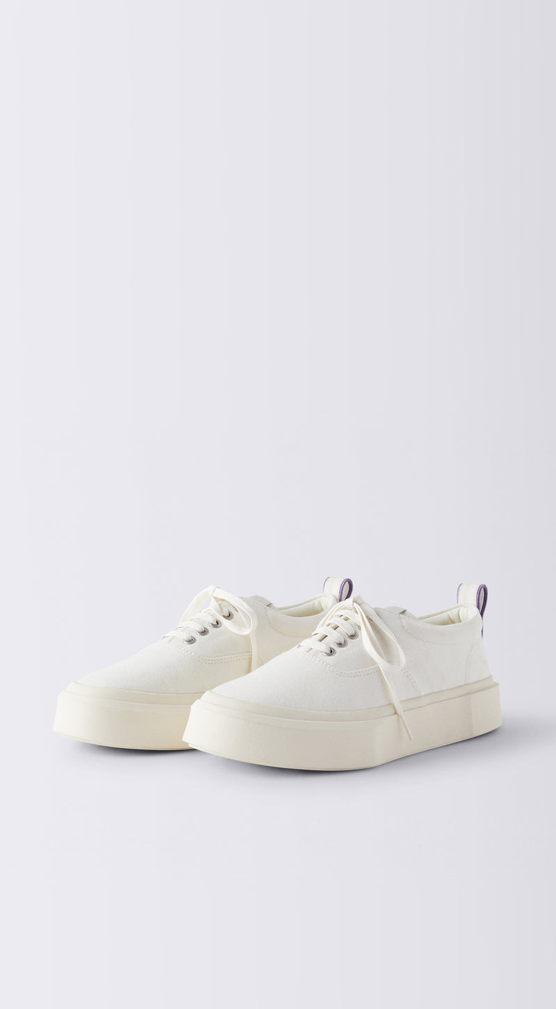 Mother II Canvas White