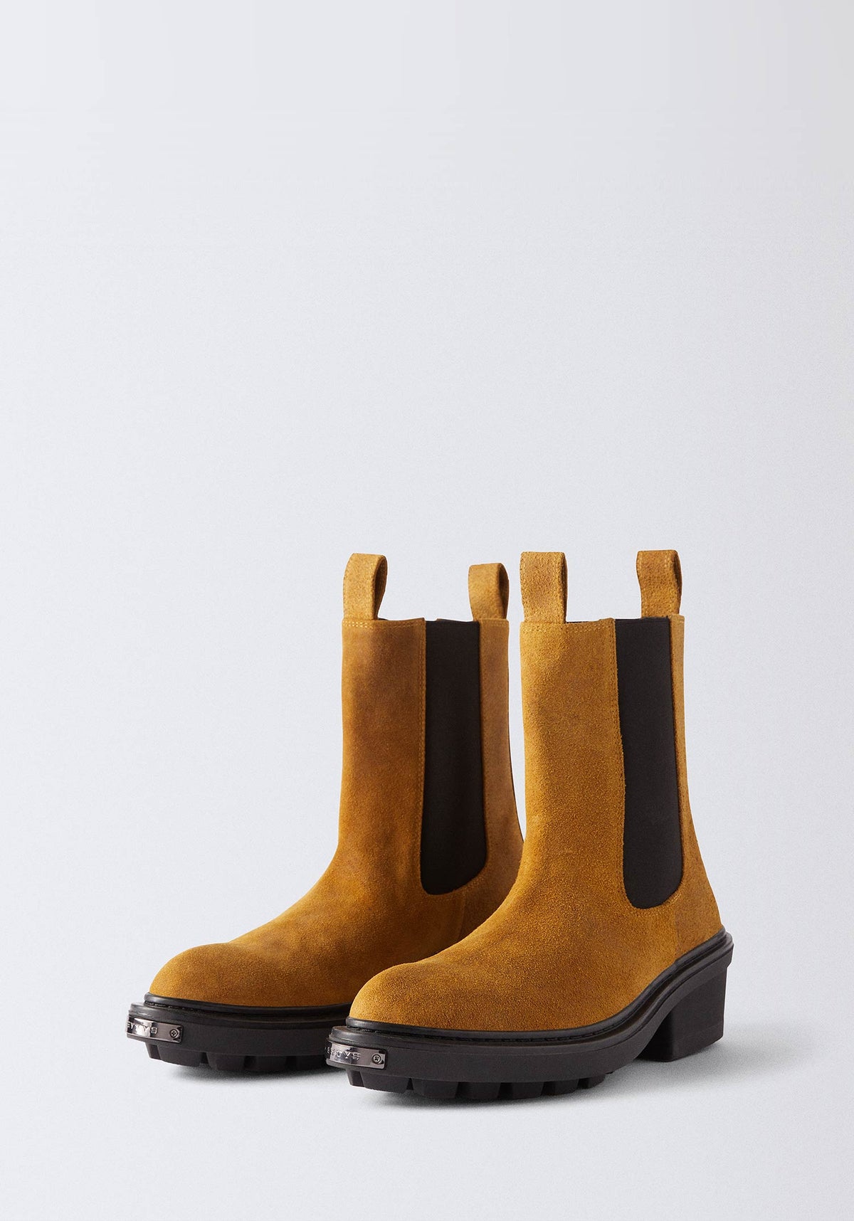Nikita II Waxy Suede Ochre
