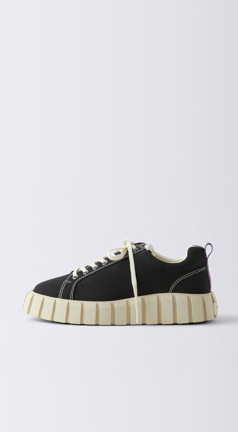 Odessa Canvas Black