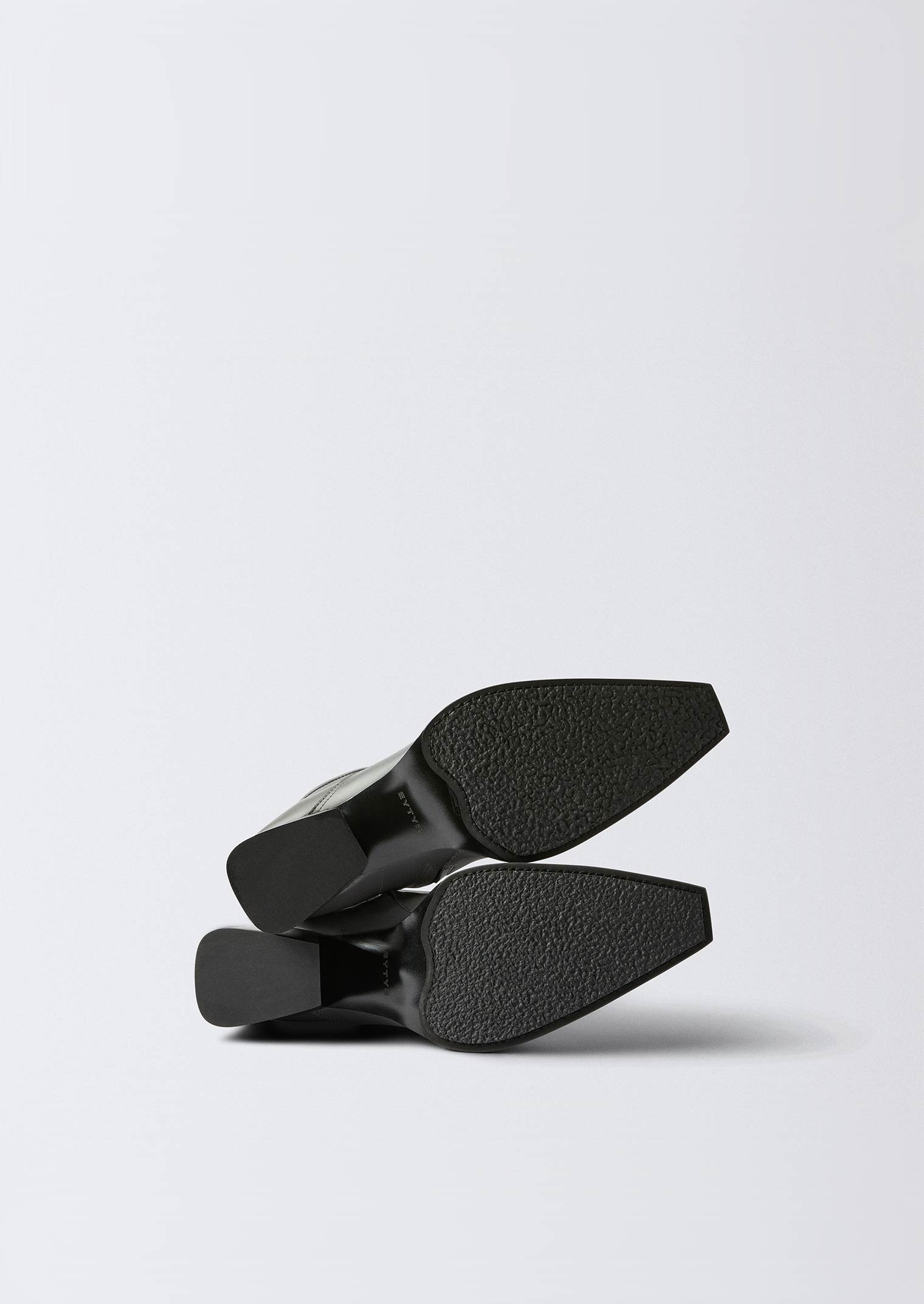 Rari Leather Stone