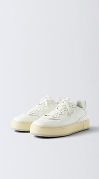 Trophy Sneakers 2025