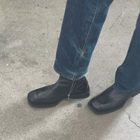 Piston Black Leather